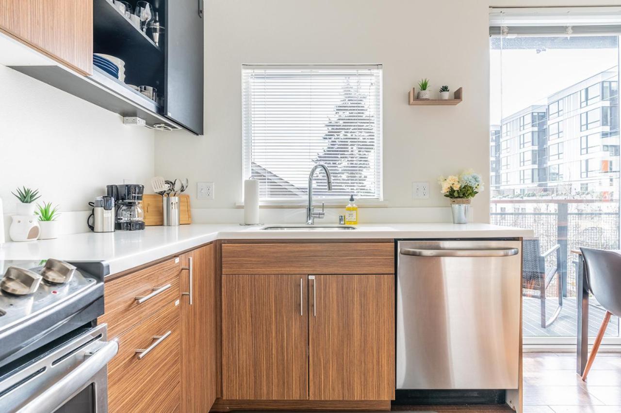 Close Downtown Modern Apartment - Pet Friendly, Wifi, Rooftop Views 西雅图 外观 照片